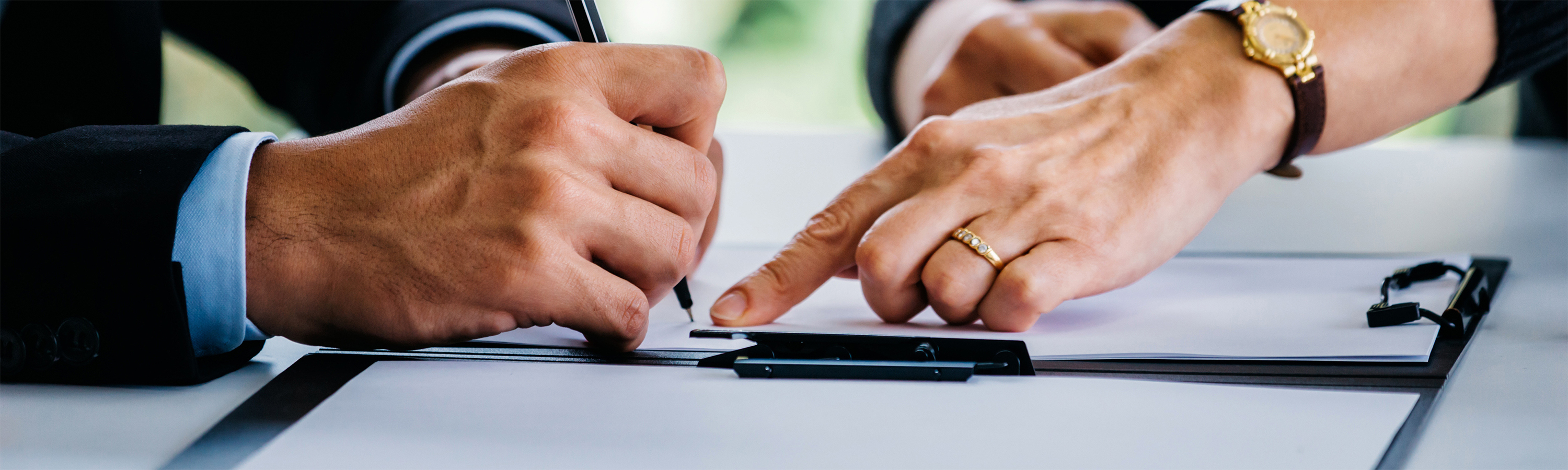 Contracts commercial transactions cropped